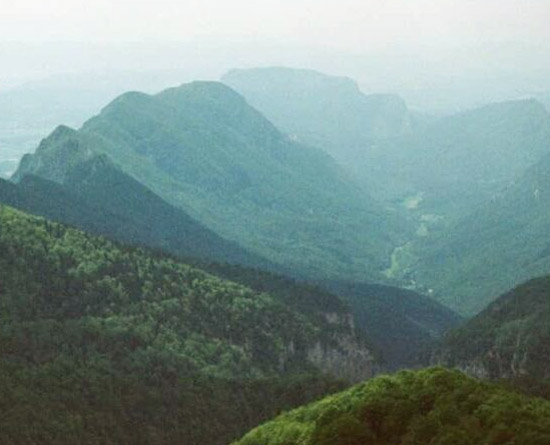 [Chronique] Ahmed Slama, Chanson-récit / Récit-chanson (à propos de Claire Ruiz, Perdre Claire)